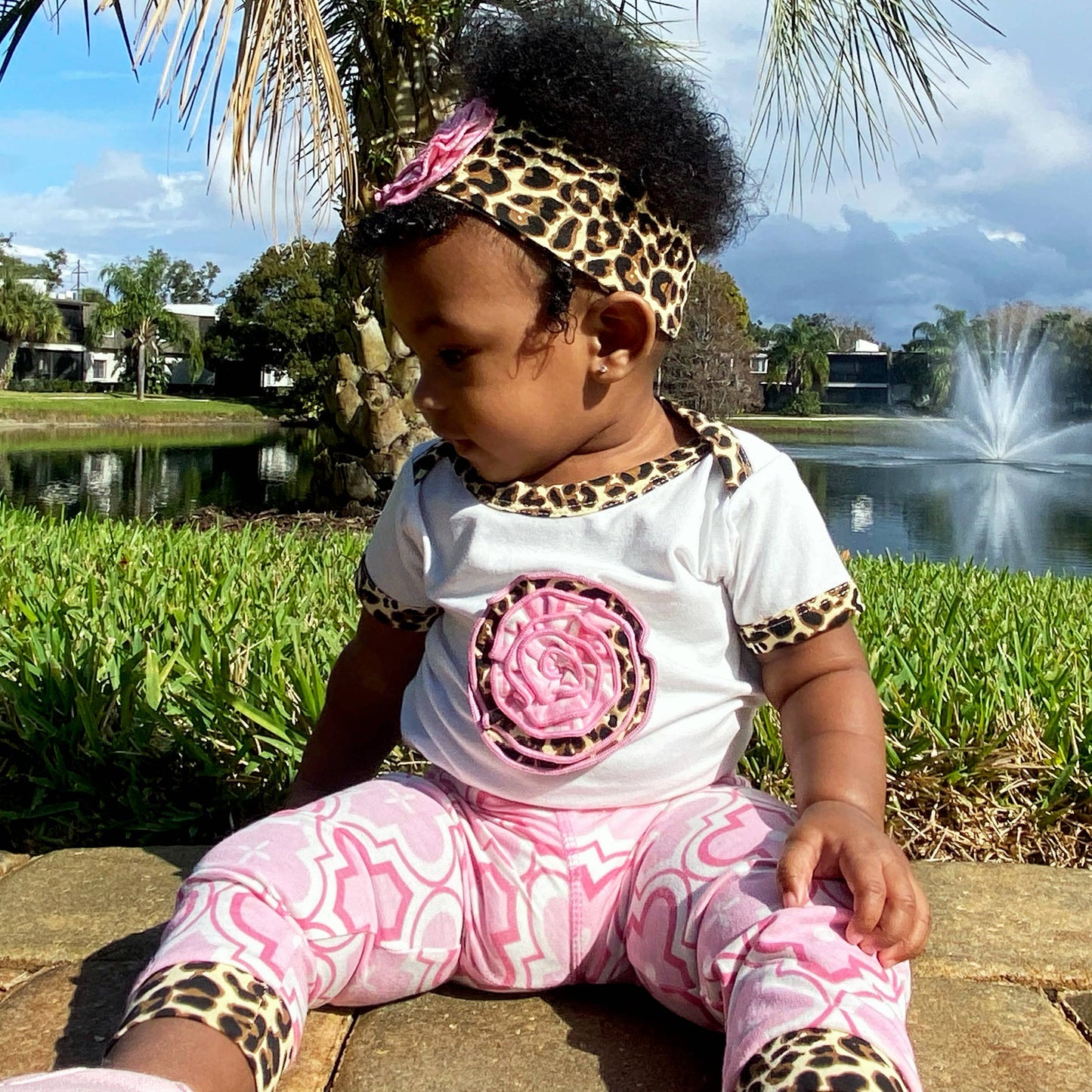 AnnLoren Pink Leopard Baby Girls Layette Set Shower Gift PP