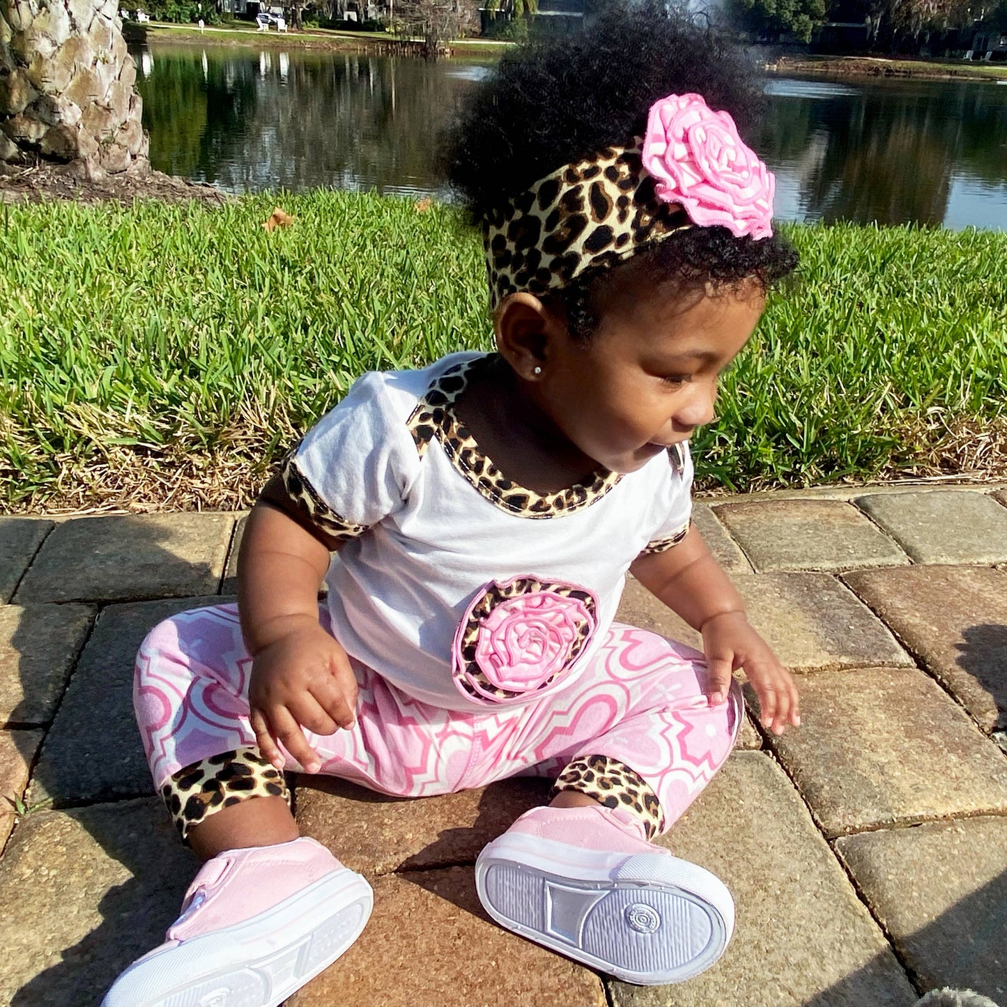 AnnLoren Pink Leopard Baby Girls Layette Set Shower Gift PP