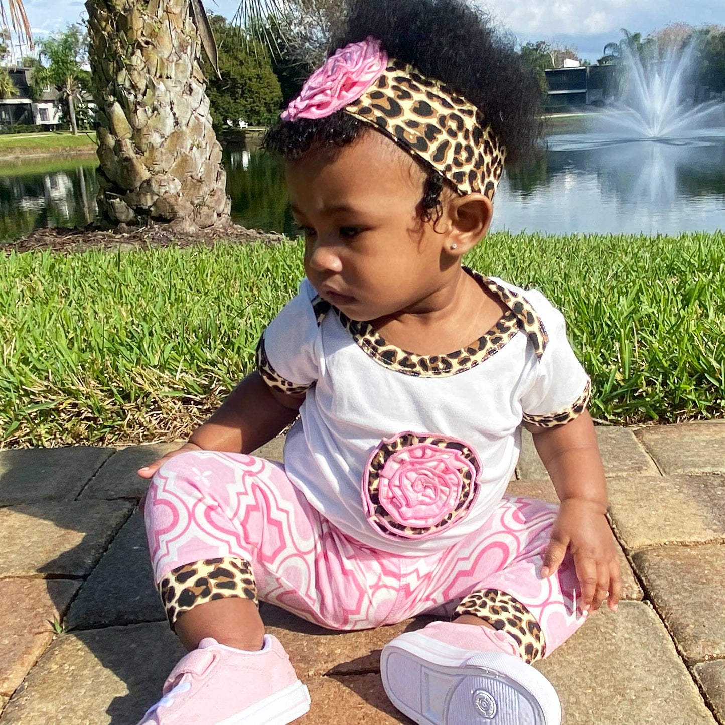 AnnLoren Pink Leopard Baby Girls Layette Set Shower Gift PP