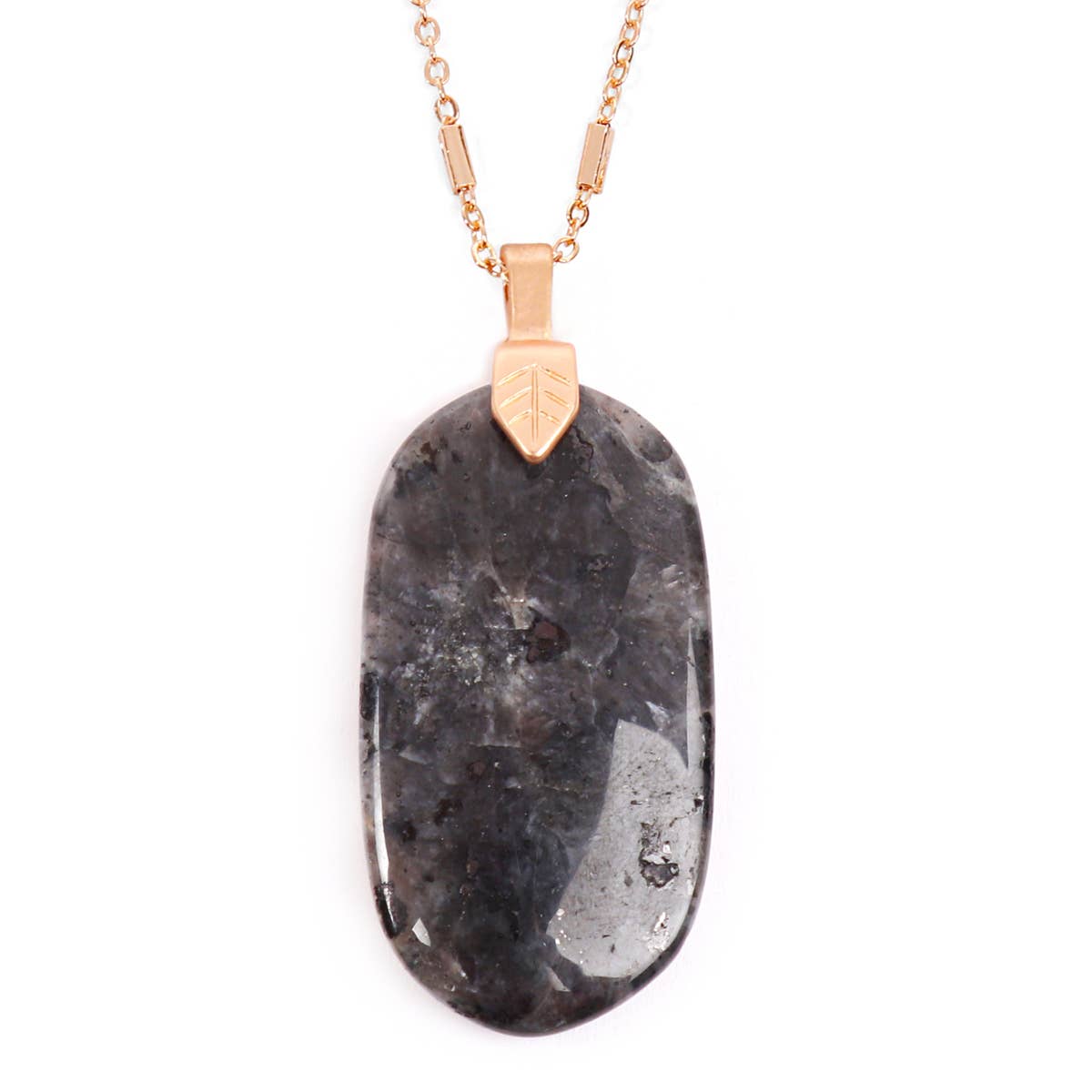 Fastened Natural Oval Stone Pendant Necklace