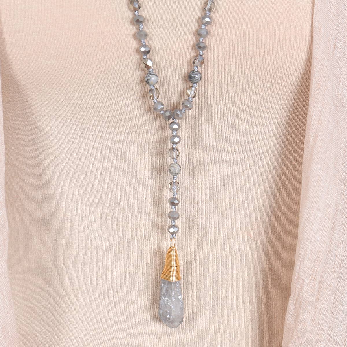 NATURAL STONE PENDANT NECKLACE